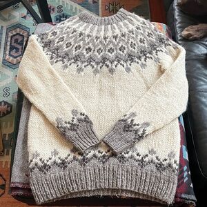 Vintage Viking ‘Iceland Style’ 100% Wool Fair Isle Scandinavian Sweater - sz L